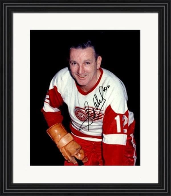 Снимка на Сид Абел с автограф 8x10 (Детройт Ред Уингс) 1 в матова рамка - Снимки на НХЛ с автограф