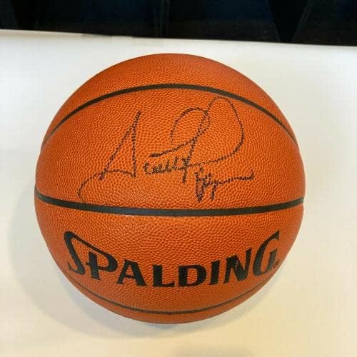 Скоти Pippen подписа договор Сполдинга в официалната игра NBA баскетбол с JSA COA - Баскетболни топки с автографи