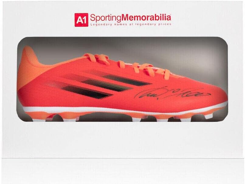 Футболни обувки с автограф на Лукас Подолски - Адидас, Червено - Автограф В кутия за Подарък - Футболни топки