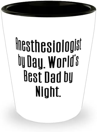 Страхотен татко, честит анестезиолог. Най-добрият в света през нощта татко, Татко Взе Чаша Дъщеря.
