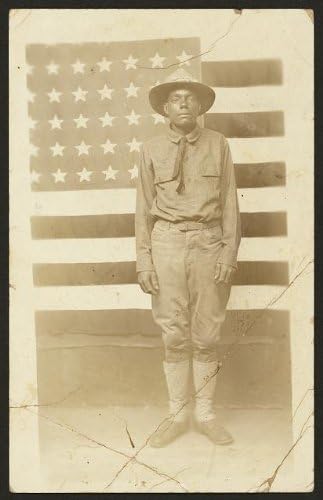 Исторически находки Снимка: Войници на Първата световна война с американския флаг,афро-американци, Униформи,